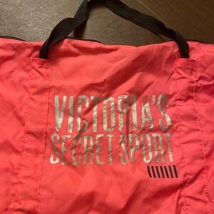 Victoria's Secret Sport Tote in Vibrant Pink